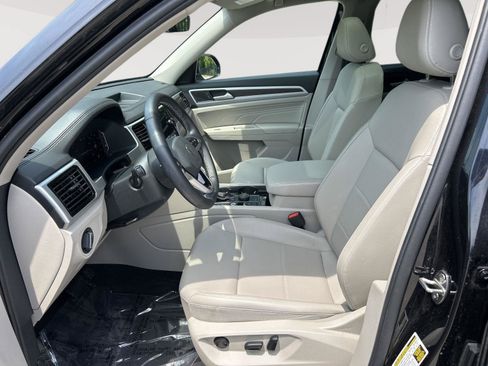 Used 2023 Volkswagen Atlas SE w/ Panoramic Sunroof Package AWD/4WD image 18