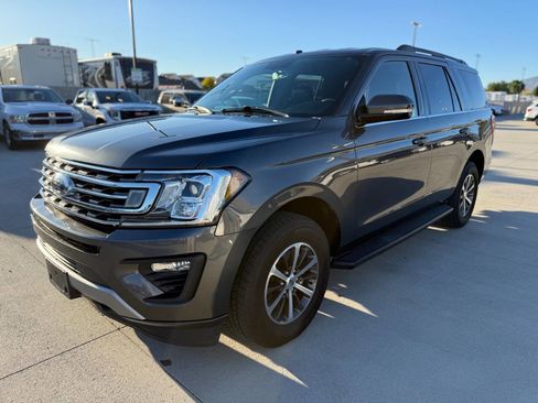 Used 2019 Ford Expedition XLT w/ Equipment Group 201A image 7