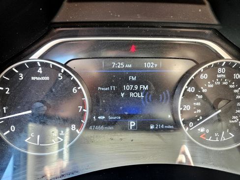 Used 2019 Nissan Murano S image 19