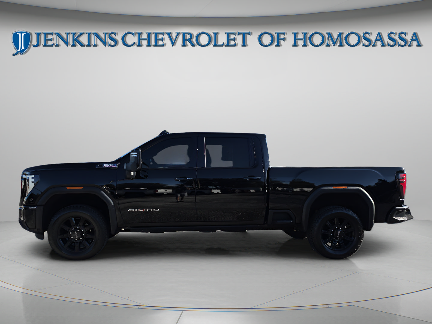 Used 2024 GMC Sierra 2500 AT4 w/ AT4 Premium Plus Package AWD/4WD image 9
