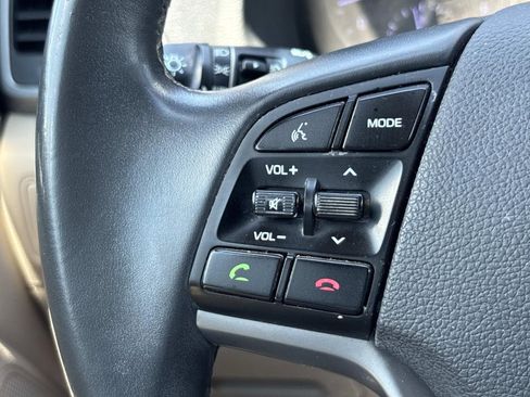 Used 2017 Hyundai Tucson SE Plus w/ Cargo Package AWD/4WD image 27