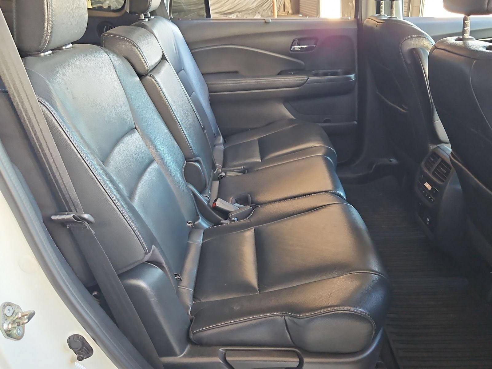 Used 2020 Honda Pilot Touring image 28
