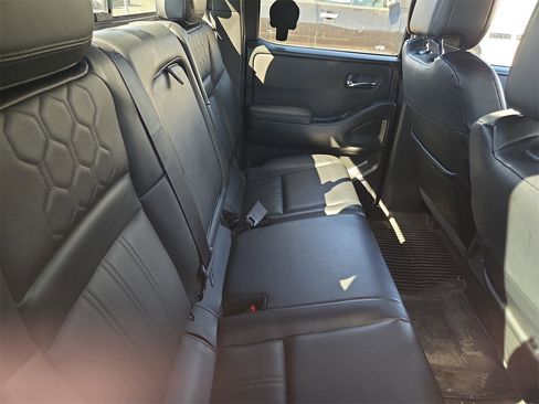 Used 2022 Nissan Frontier Pro-X w/ Pro-X Premium Package image 13