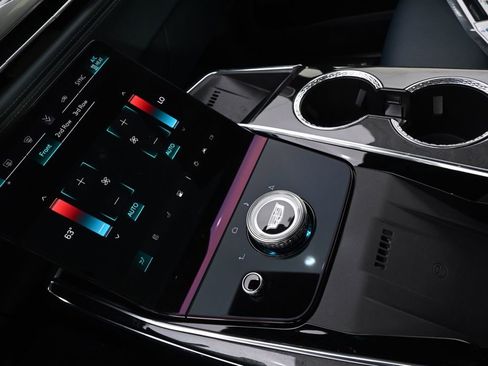 New 2025 Cadillac Escalade IQ Sport 2 image 32