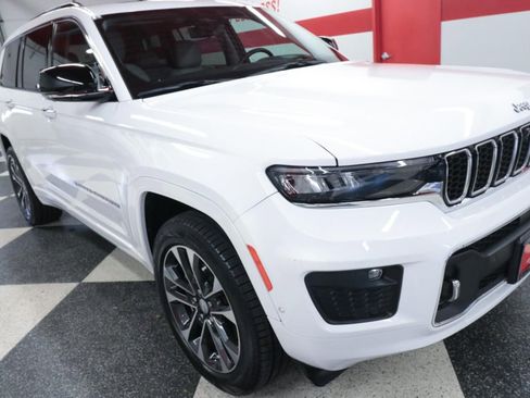 Used 2021 Jeep Grand Cherokee L Overland w/ Advanced Protech Group III RWD image 34
