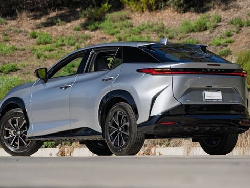 New 2026 Lexus RZ 350e 2WD image 2