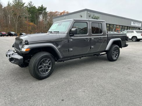 New 2026 Jeep Gladiator Sport image 14
