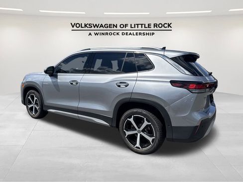 New 2025 Volkswagen Tiguan SE image 7