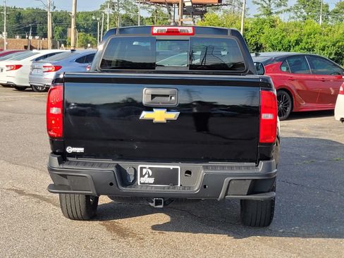 Used 2020 Chevrolet Colorado Z71 AWD/4WD image 18