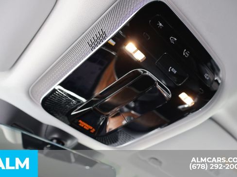 Used 2025 Mercedes-Benz GLC 350e 4MATIC image 33