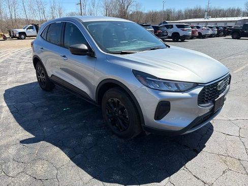 Used 2024 Ford Escape Active AWD/4WD image 10