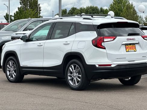 Used 2023 GMC Terrain SLT AWD/4WD image 6