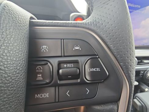 New 2026 Toyota 4Runner TRD Off-Road Premium AWD/4WD image 18