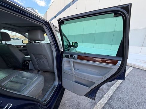 Used 2004 Volkswagen Touareg V8 image 26
