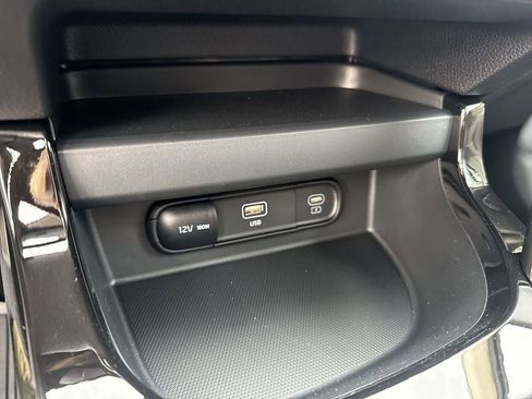 New 2026 Kia Seltos S AWD/4WD image 32