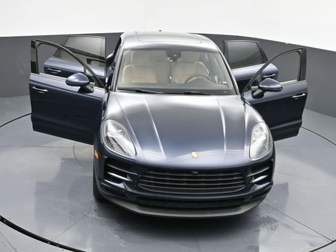 Used 2021 Porsche Macan S image 41