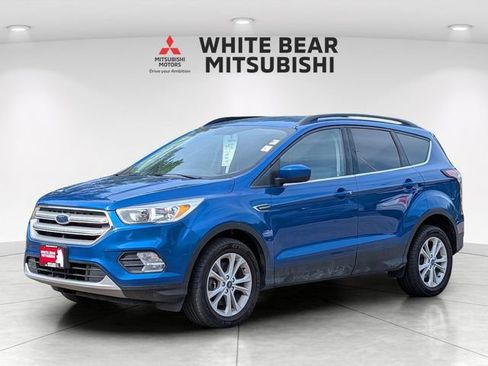 Used 2018 Ford Escape SE AWD/4WD image 2
