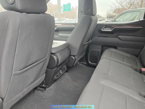 Used 2025 Chevrolet Silverado 1500 LT AWD/4WD image 11