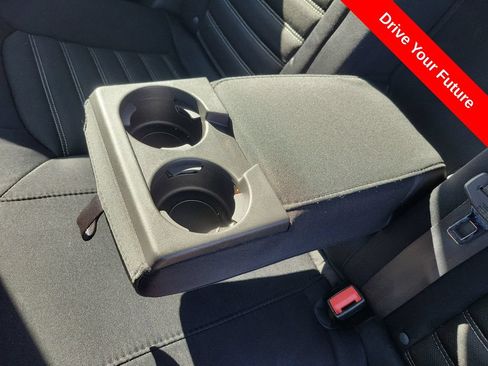 Used 2015 Ford Fusion SE FWD image 22