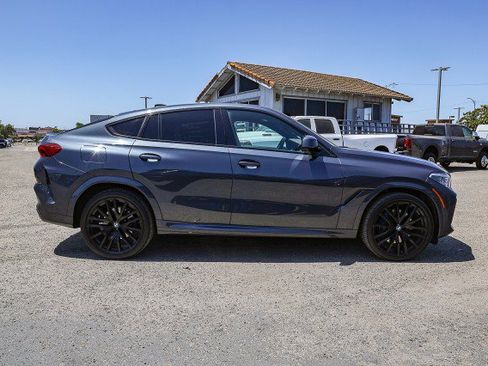 Used 2022 BMW X6 xDrive40i w/ Executive Package AWD/4WD image 3