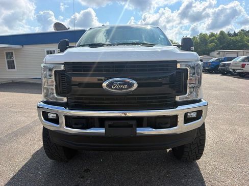Used 2019 Ford F250 XLT w/ XLT Value Package AWD/4WD image 2