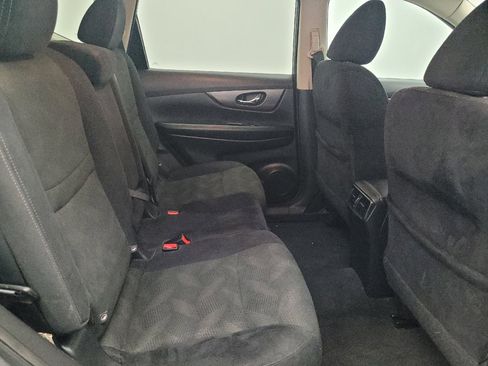 Used 2015 Nissan Rogue SV image 19