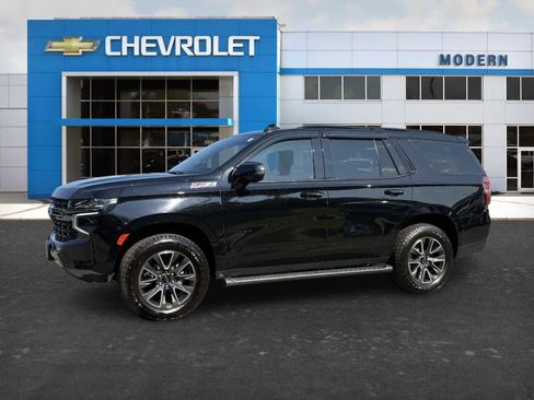 Used 2022 Chevrolet Tahoe Z71 w/ Luxury Package AWD/4WD image 1