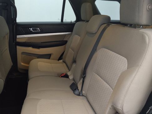 Used 2018 Ford Explorer 4WD image 18