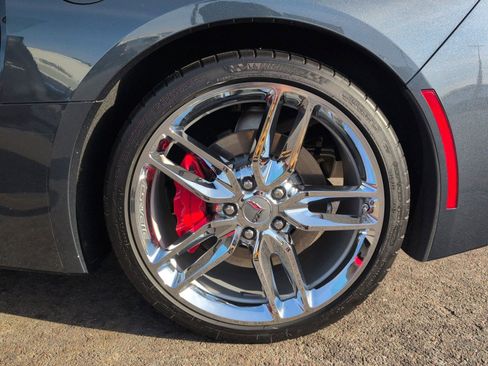 Used 2019 Chevrolet Corvette Stingray Coupe w/ 2LT Preferred Equipment Group image 31