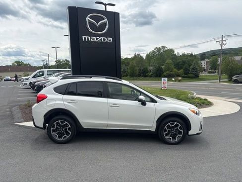 Used 2016 Subaru Crosstrek 2.0i Limited AWD/4WD image 14
