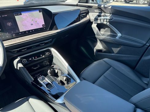 Used 2025 Audi Q5 Premium Plus w/ Premium Plus image 20