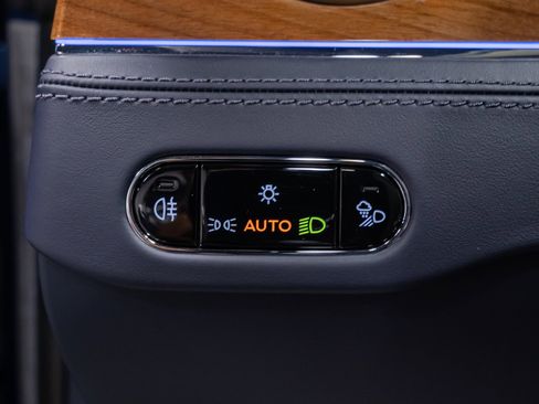 Used 2024 Bentley Continental GT V8 AWD/4WD image 52