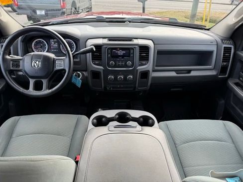 Used 2014 RAM 2500 Tradesman w/ Chrome Appearance Group image 18