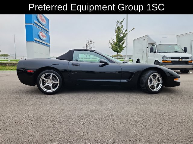 Used 2001 Chevrolet Corvette Convertible w/ Preferred Equipment Group2 RWD image 11