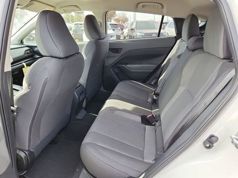 Certified 2025 Subaru Crosstrek 2.0i image 8