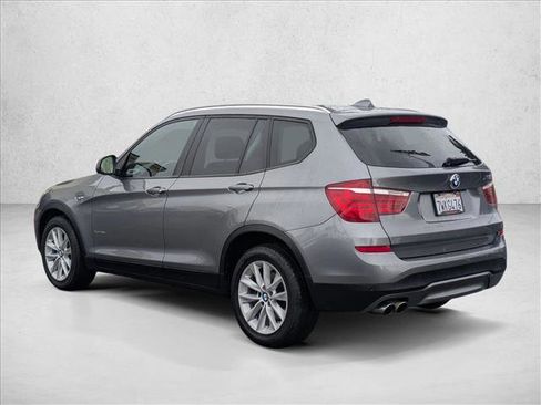 Used 2017 BMW X3 xDrive28i image 3