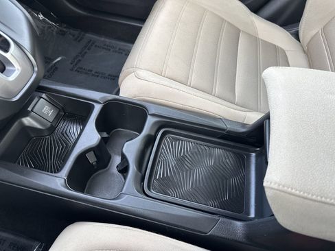 Used 2019 Honda CR-V EX image 45