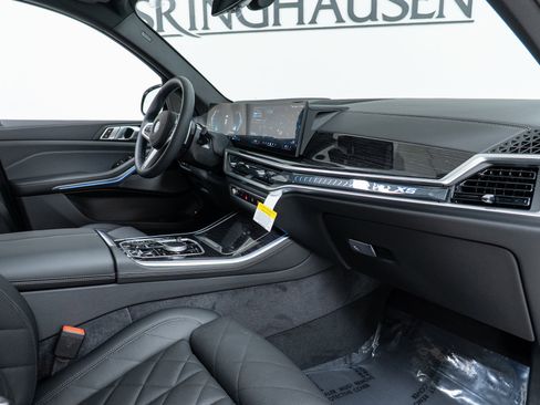 New 2026 BMW X5 xDrive50e w/ M Sport Package image 21