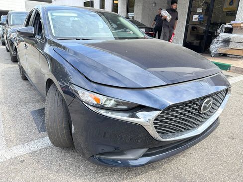 Used 2024 MAZDA MAZDA3 s FWD image 9