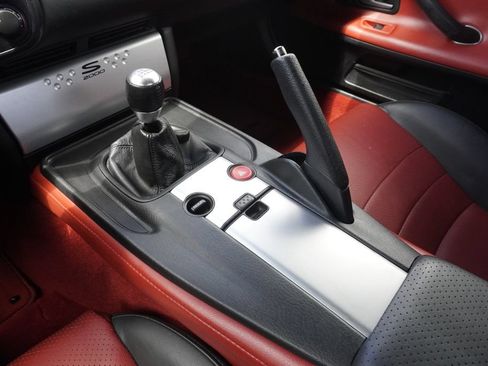 Used 2005 Honda S2000 image 13