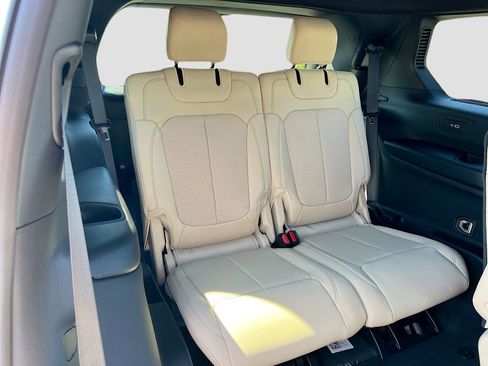 New 2026 Jeep Grand Cherokee L Limited image 25