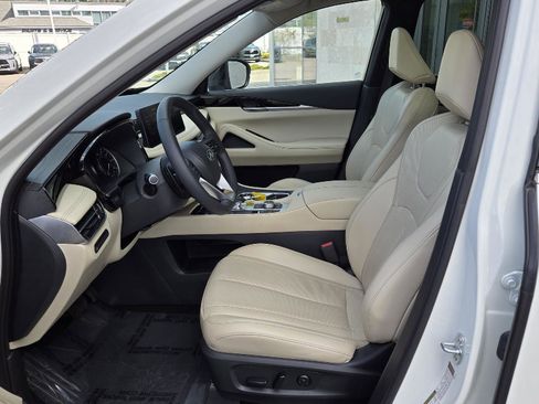 Certified 2023 INFINITI QX60 Pure AWD/4WD image 5