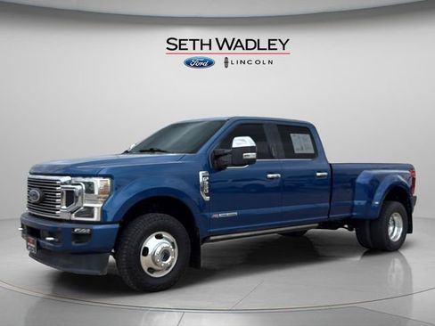 Used 2022 Ford F350 Platinum image 3