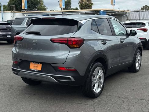 Used 2025 Buick Encore GX Preferred FWD image 3