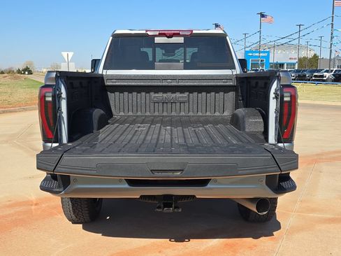 New 2026 GMC Sierra 2500 AT4 w/ AT4 Premium Plus Package AWD/4WD image 12