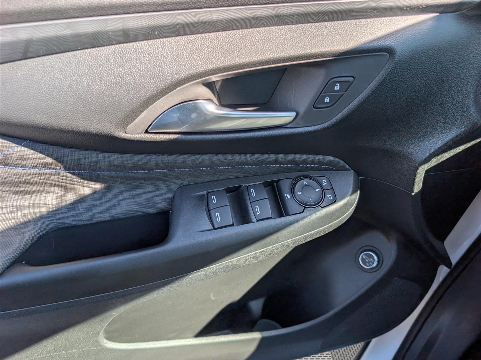 New 2026 Buick Envista Sport Touring w/ Convenience I Package FWD image 16