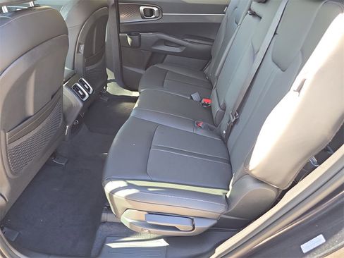 New 2026 Kia Sorento S image 16