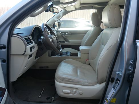 Used 2017 Lexus GX 460 Luxury image 23