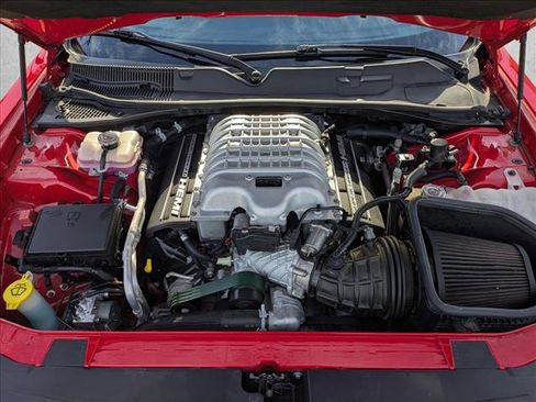 Used 2019 Dodge Challenger SRT Hellcat Redeye image 22