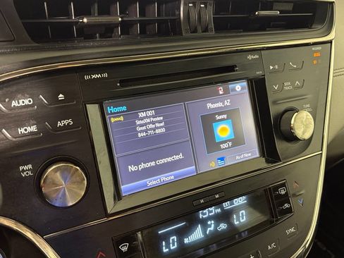 Used 2018 Toyota Avalon XLE w/ All Weather Liner Package FWD image 30